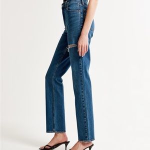 Abercrombie Ultra High Rise 90s Straight Jean